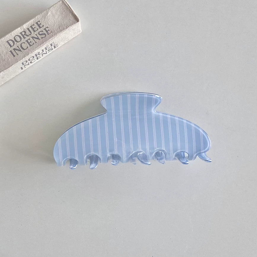 stripped hair claw clip